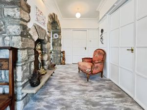 Photo 13- click for photo gallery